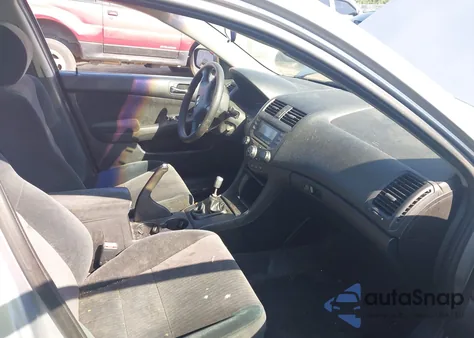 2003 Honda Accord 2.4 Lx из США, поврежденный, VIN 1HGCM55393A079072